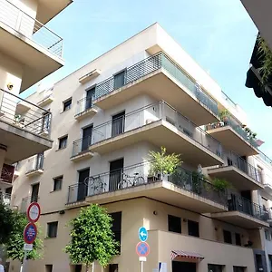 https://hill-carbonell.catalonia-hotels.com
